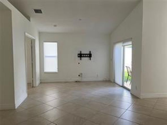 9880 Red Heart Lane, Tamarac, FL 33321