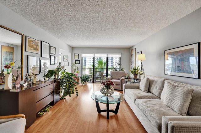 1201 S Ocean Drive 609S, Hollywood, FL 33019
