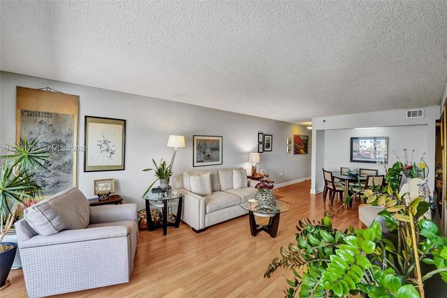 1201 S Ocean Drive 609S, Hollywood, FL 33019