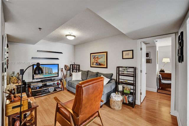 1201 S Ocean Drive 609S, Hollywood, FL 33019