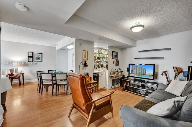 1201 S Ocean Drive 609S, Hollywood, FL 33019