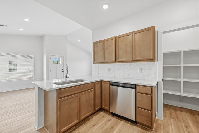 5304 W Rolly St., Wichita, KS 67215