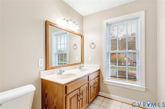 9212 Wyattwood Rd, Mechanicsville, VA 23116