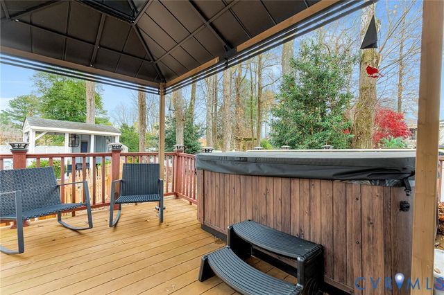 9212 Wyattwood Rd, Mechanicsville, VA 23116