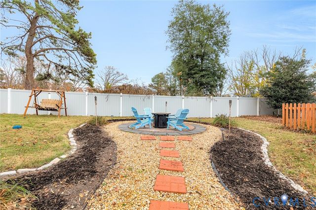 9212 Wyattwood Rd, Mechanicsville, VA 23116