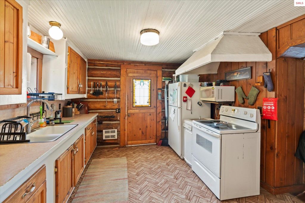 355 Upper Ford Cut Off Road, Yaak, MT 59935 photo 64