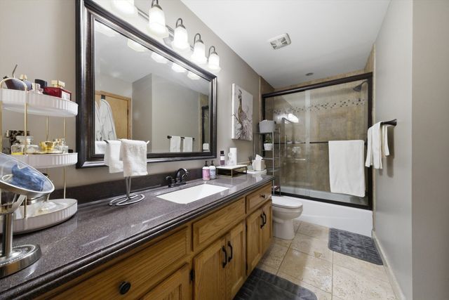 2665 Daniel Lewis Drive, New Lenox, IL 60451