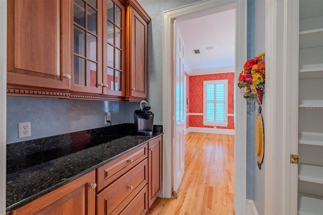 1816 S DOVER ROAD, Dover, FL 33527