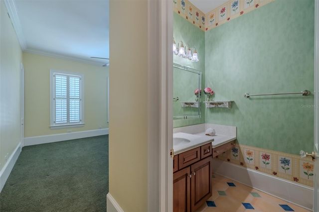 1816 S DOVER ROAD, Dover, FL 33527