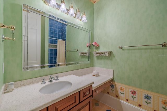 1816 S DOVER ROAD, Dover, FL 33527