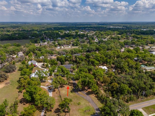 1816 S DOVER ROAD, Dover, FL 33527