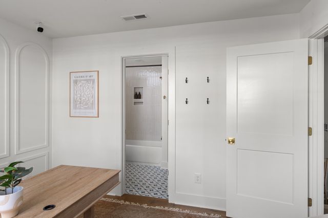 504 Edwin St Unit 38, Nashville, TN 37207