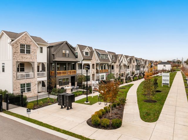 504 Edwin St Unit 38, Nashville, TN 37207