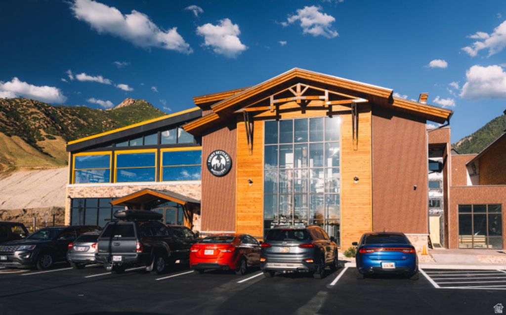7321 S CANYON PKWY, Cottonwood Heights, UT 84121 — exterior