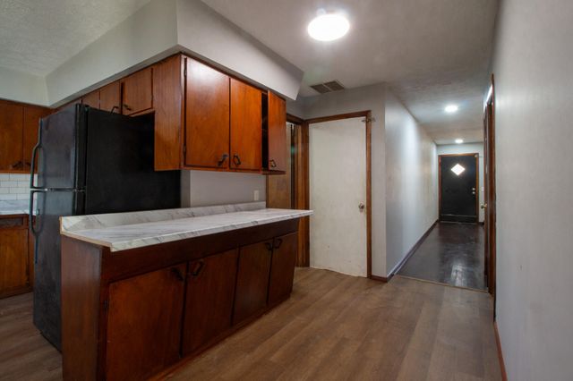 1107 S Weaver Avenue, Springfield, MO 65807