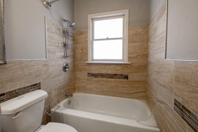 1107 S Weaver Avenue, Springfield, MO 65807