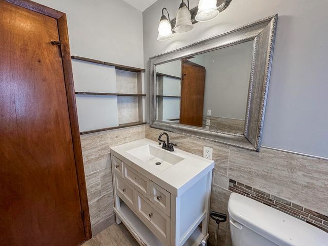 1107 S Weaver Avenue, Springfield, MO 65807