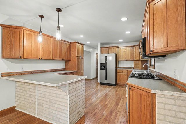 3035 Crestwood Court, Bay City, MI 48706