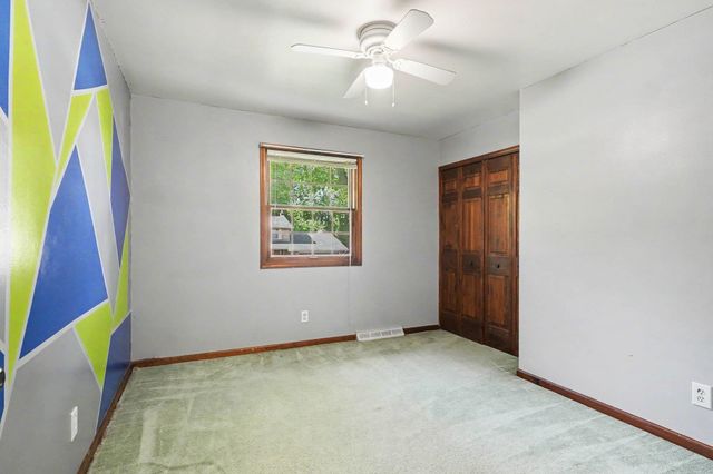 3035 Crestwood Court, Bay City, MI 48706