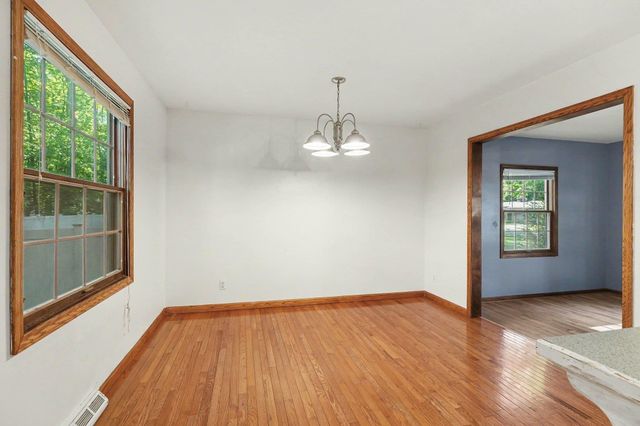 3035 Crestwood Court, Bay City, MI 48706