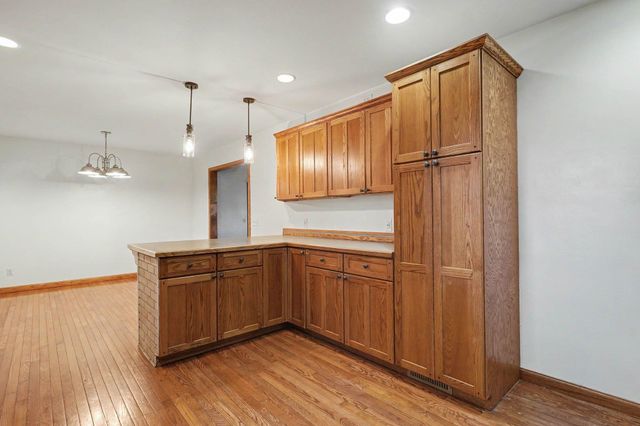 3035 Crestwood Court, Bay City, MI 48706