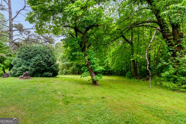11 Whisper Lane, Ellijay, GA 30536