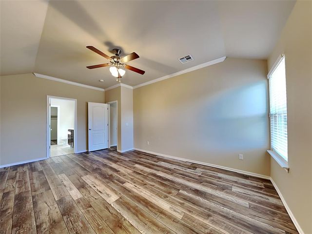 2716 Demotte Drive, Yukon, OK 73099