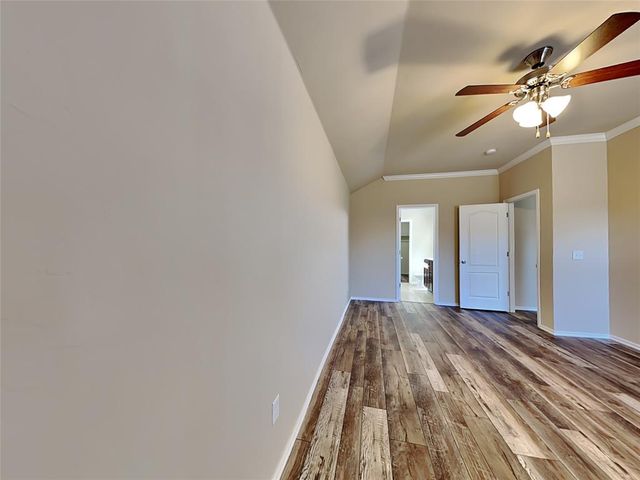 2716 Demotte Drive, Yukon, OK 73099