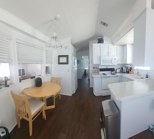 900 Juno Ocean Walk 37, Juno Beach, FL 33408