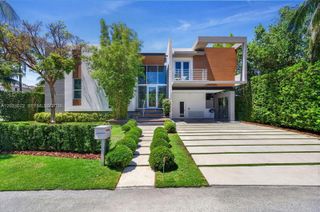 625 Curtiswood Dr, Key Biscayne, FL 33149