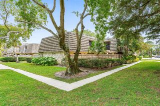 108 1st Terrace, Palm Beach Gardens, FL 33418