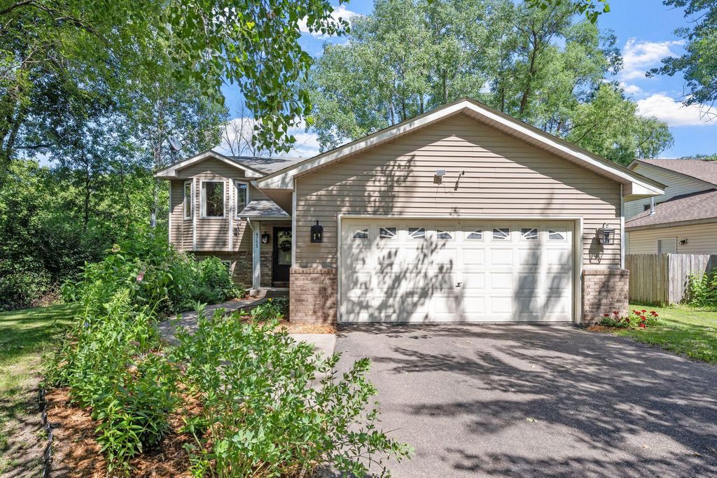 8755 Davenport Street NE, Blaine, MN 55449