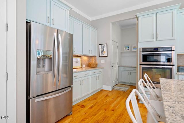 700 Tobacco Farm Way, Chapel Hill, NC 27516