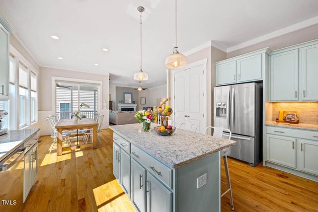 700 Tobacco Farm Way, Chapel Hill, NC 27516