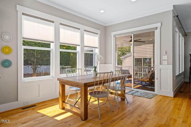 700 Tobacco Farm Way, Chapel Hill, NC 27516