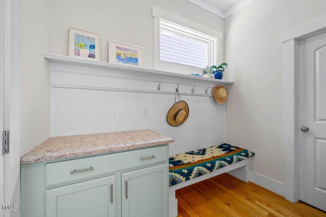 700 Tobacco Farm Way, Chapel Hill, NC 27516