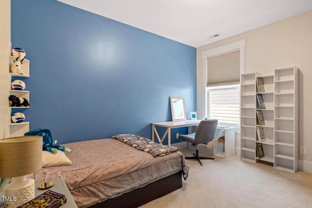 700 Tobacco Farm Way, Chapel Hill, NC 27516