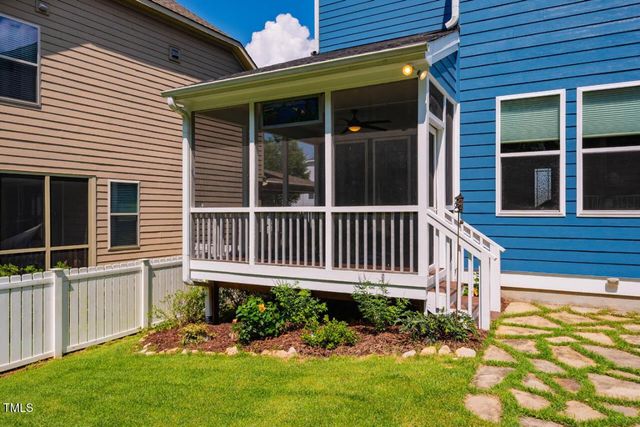 700 Tobacco Farm Way, Chapel Hill, NC 27516