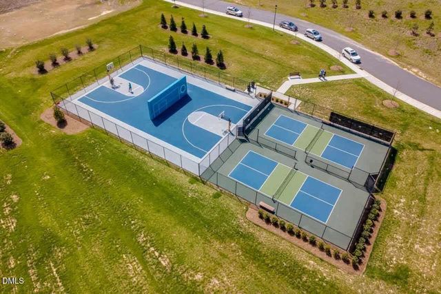 700 Tobacco Farm Way, Chapel Hill, NC 27516