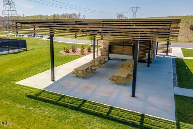 700 Tobacco Farm Way, Chapel Hill, NC 27516