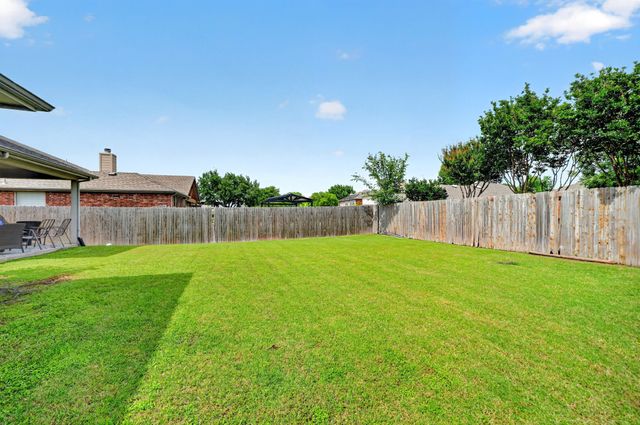 511 Chestnut Trail, Forney, TX 75126