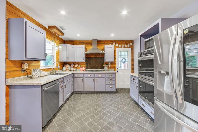 449 PRINCETON AVE, Cherry Hill, NJ 08002