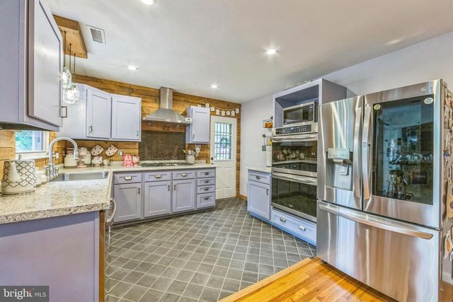 449 PRINCETON AVE, Cherry Hill, NJ 08002