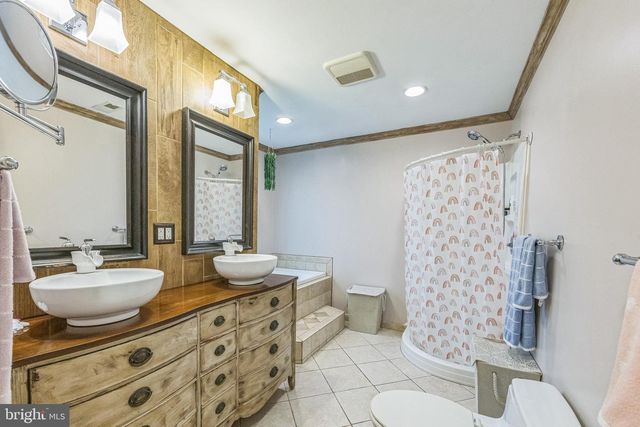 449 PRINCETON AVE, Cherry Hill, NJ 08002