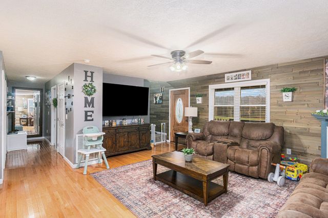 3000 Puncheon Creek Road, Eubank, KY 42567