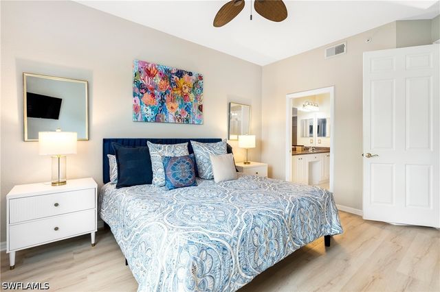 4680 Hawks Nest WAY D-103, Naples, FL 34114