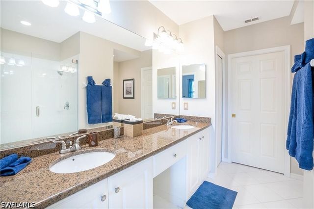 4680 Hawks Nest WAY D-103, Naples, FL 34114
