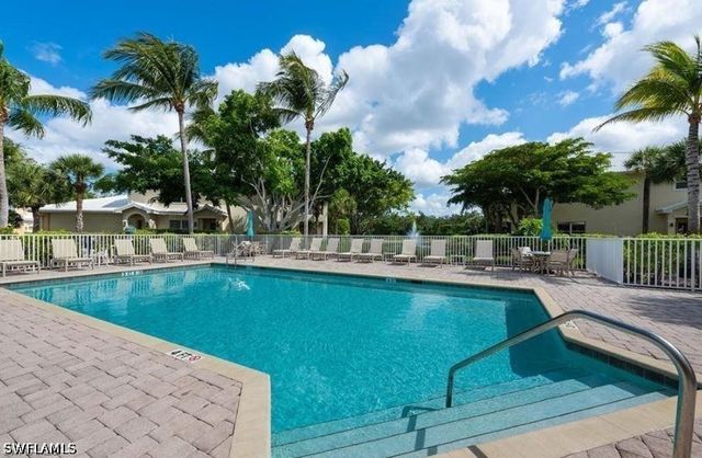 4680 Hawks Nest WAY D-103, Naples, FL 34114