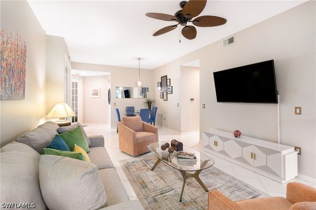 4680 Hawks Nest WAY D-103, Naples, FL 34114