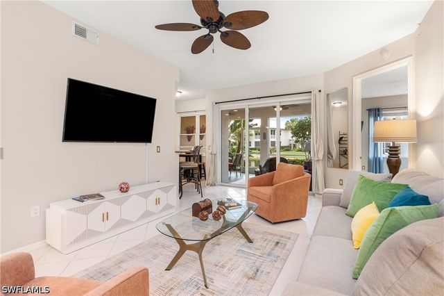 4680 Hawks Nest WAY D-103, Naples, FL 34114
